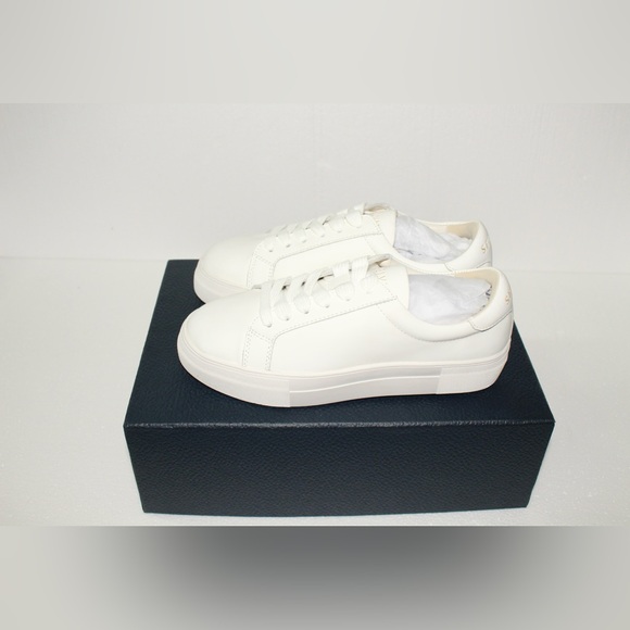 SELVIE White Vegan Leather Sneakers - Unisex Boutique | New in Box - Picture 6 of 8